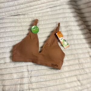 Sugar Ribbed V-Neck Bralette in Brown